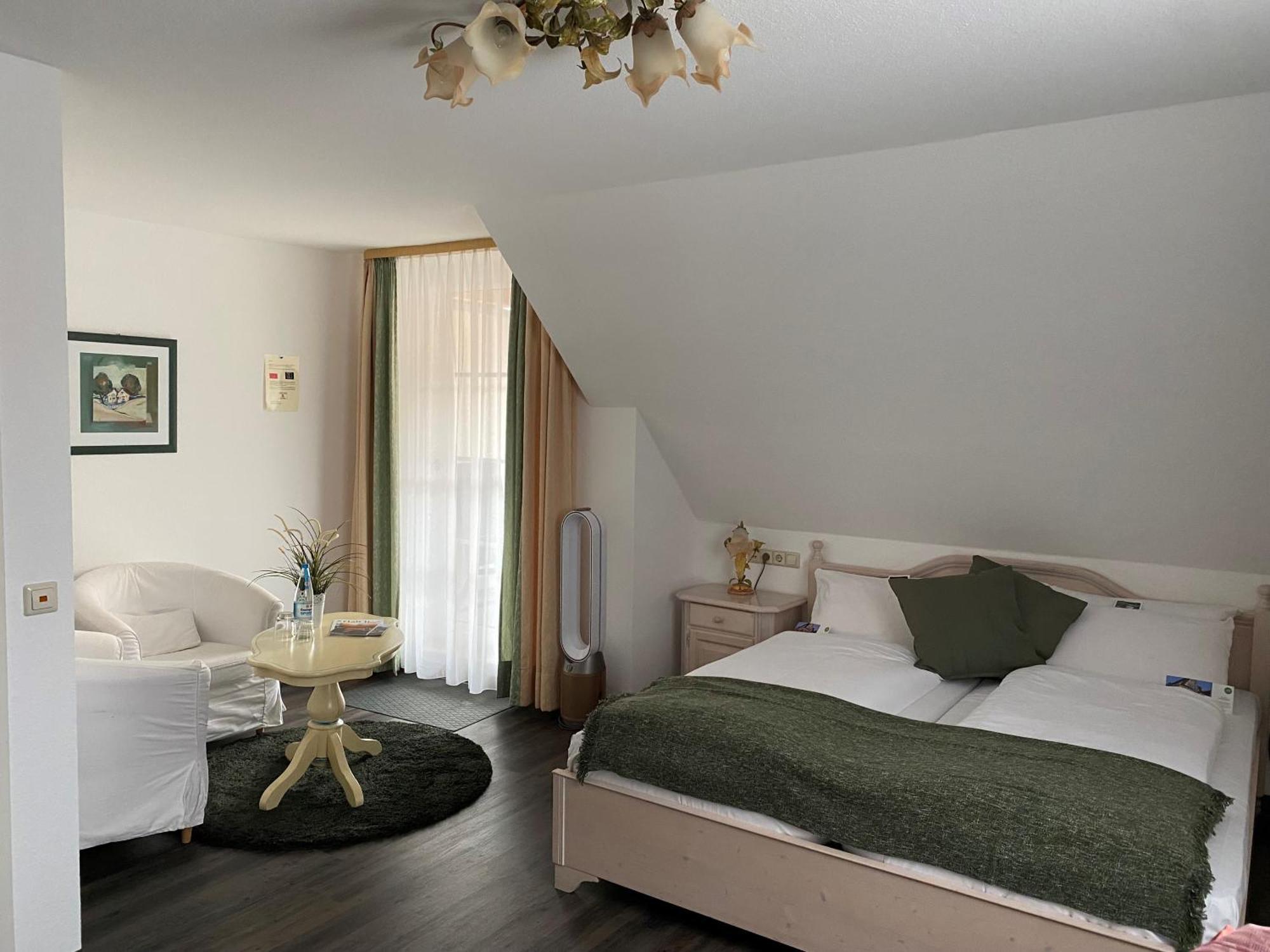 Flair Vier Jahreszeiten Hotel 3*